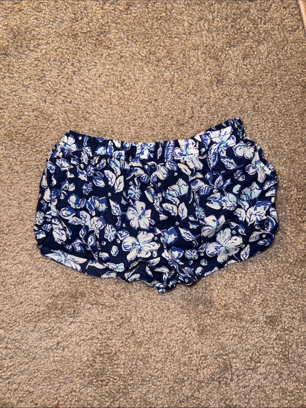 Vineyard Vines Navy and White Floral Toddler Shorts - 3T